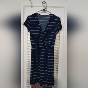 💜 3/$15💜Navy Striped Dress by Banana Republic, Small💜